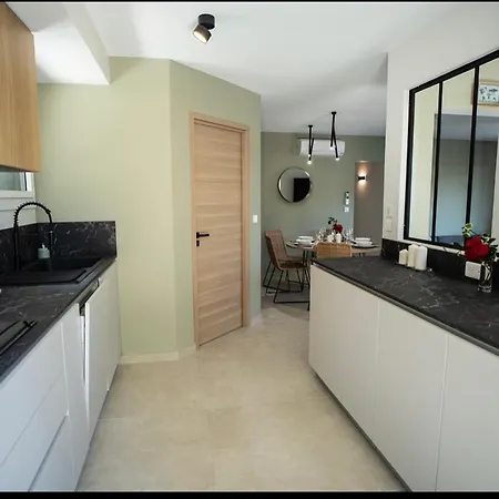 Villa De Charme La Lionne-piscine-12 Pers Saint-Raphaël